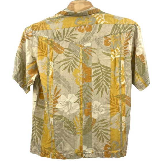 COPY - Tommy Bahama 100% Silk Shirt L Hawaiian Yellow Multicolar Floral Tropica… - Picture 2 of 4